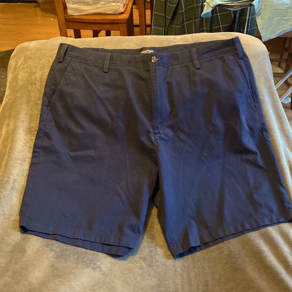 Nautical shorts, size 42. Excellent condition.